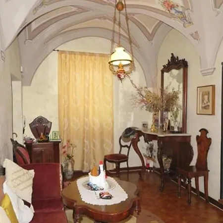 Located In The Heart Of ! * Positano